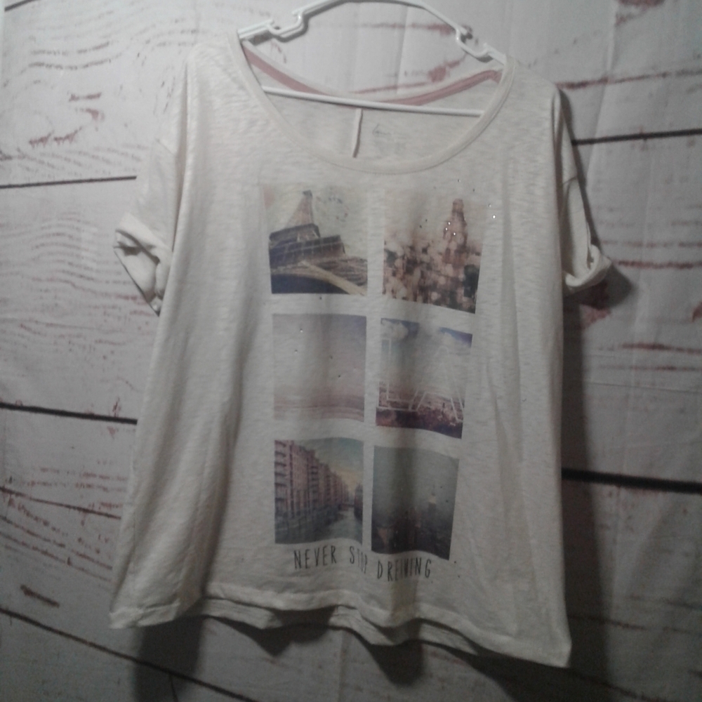 Women's sz 14/16 crew neck t-shirt